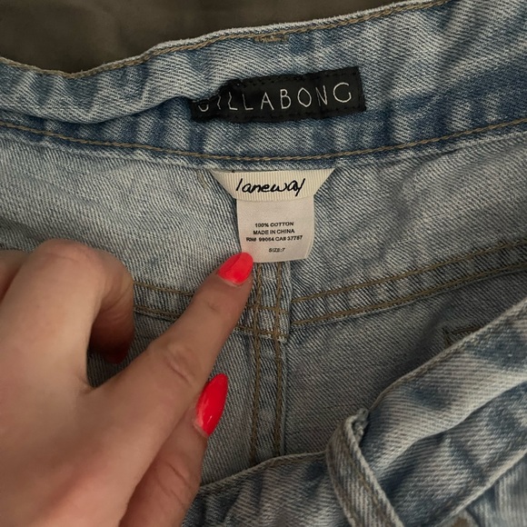 Tribal super short billabong laneway shorts - Picture 3 of 4